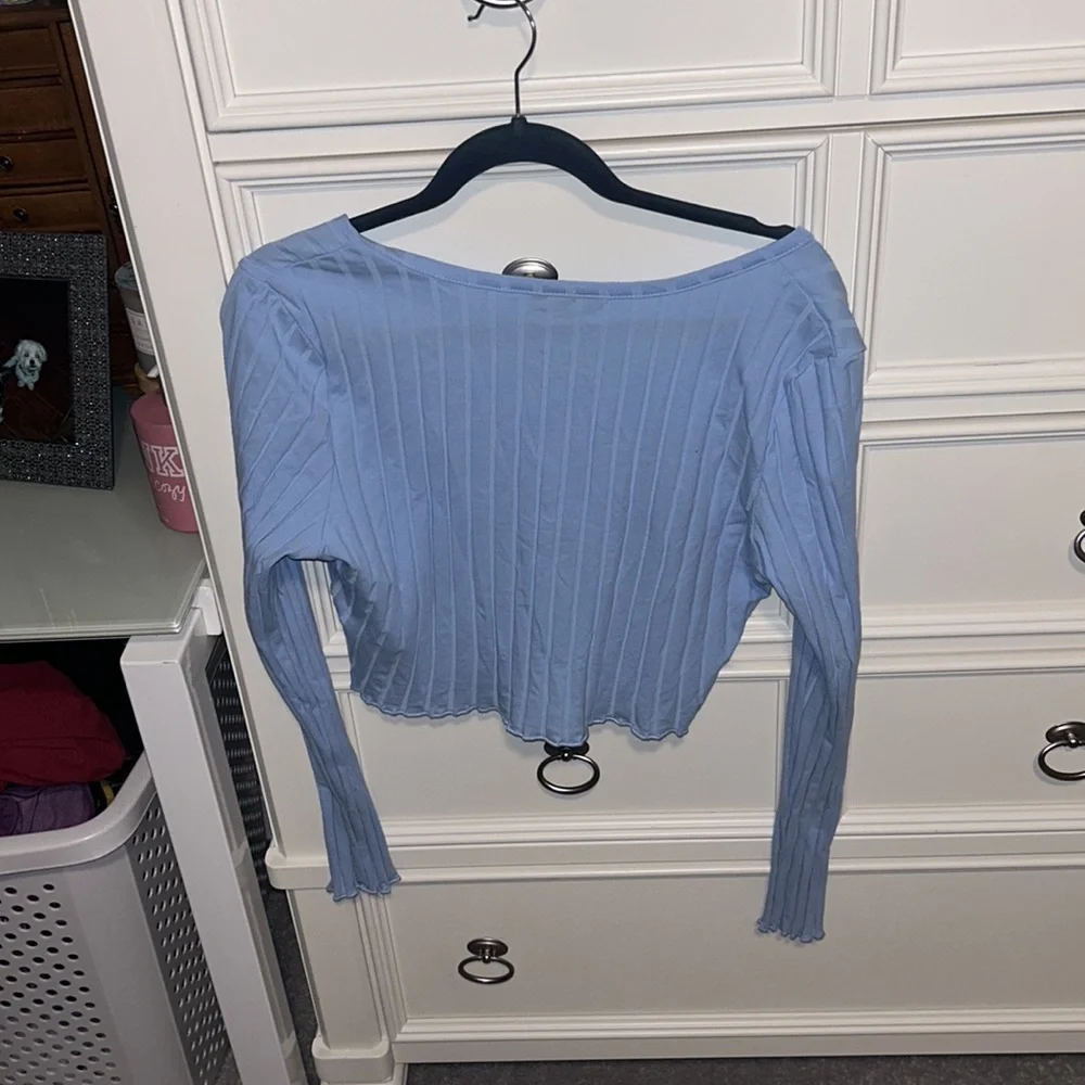 Blue V-Neck Button-Up Ribbed Top - Picture 2 of 3